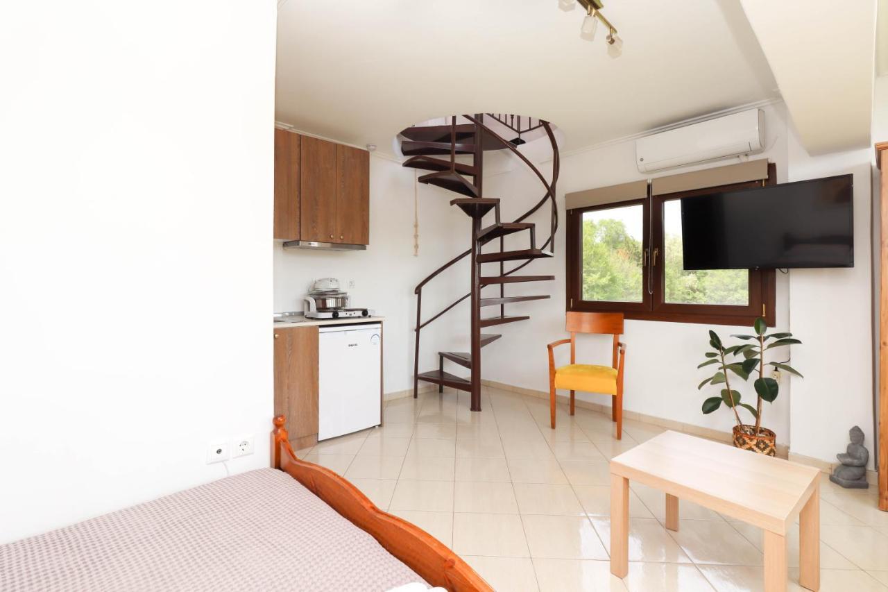 Studio Acropolis Serres Next To Center Esterno foto
